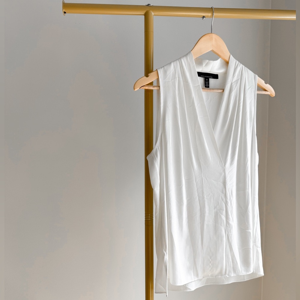 LNWOT WHBM White Sleeveless Blouse